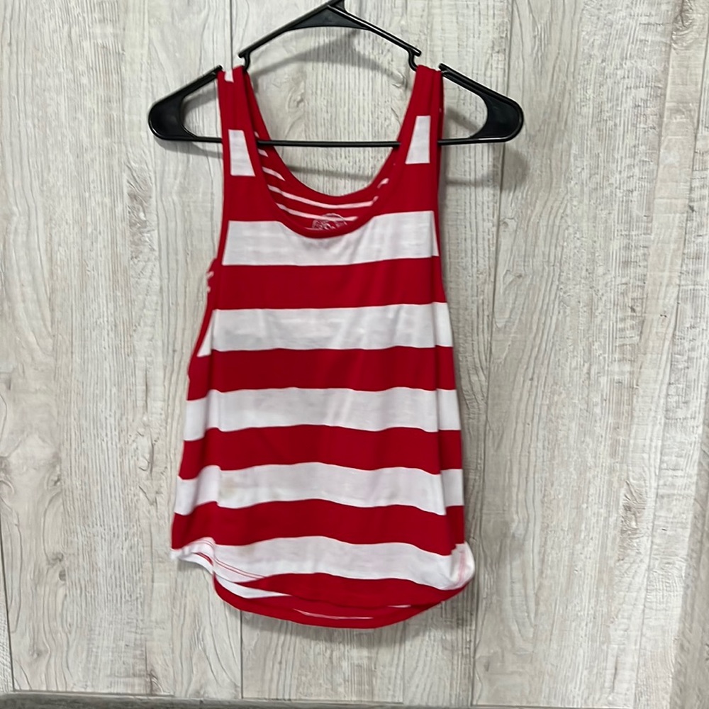 Red tank
